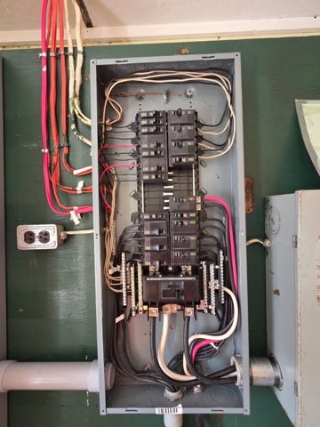 Commercial panelboard wiring